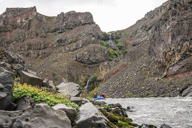 Top-Rated Family Rafting-Warm Drysuits, Volcanic Canyon, Epic Fun - A 10 km run through basalt and hot springs