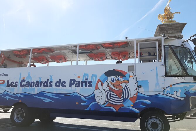 Tours of Paris and the Hauts-de-Seine in an Amphibious Bus - A strong Eiffel Tower viewpoint