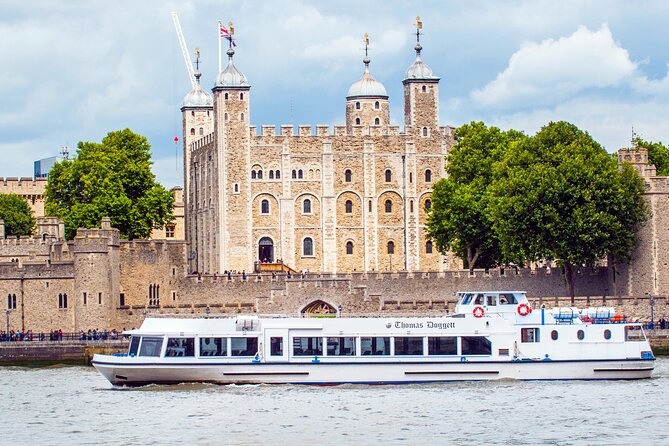 Tower Bridge River Sightseeing Cruise from Westminster - One-way or return: choose with care