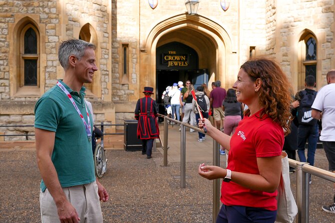 Tower of London: Guided Tour with Thames River Cruise - How the Thames cruise actually works