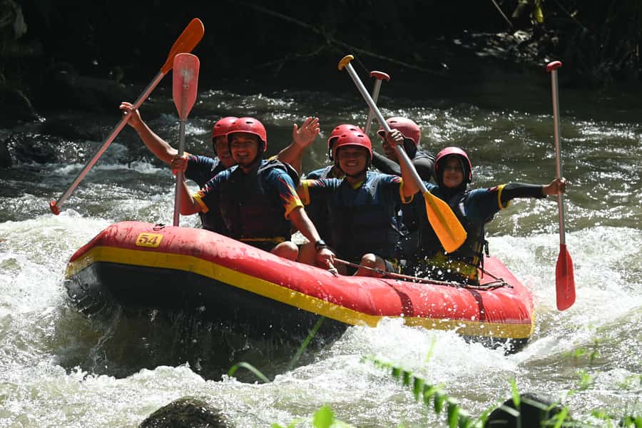Ubud: Ayung River Guided Rafting Adventure with Lunch - Practical packing advice for a wet morning or afternoon