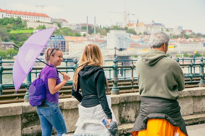 Walking Tour Budapest incl. the Shoes on the Danube Bank - The Little Princess Statue brings a lighter pause
