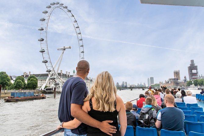 Westminster to Greenwich Sightseeing Thames Cruise in London - Commentary: a real strength, with one important warning