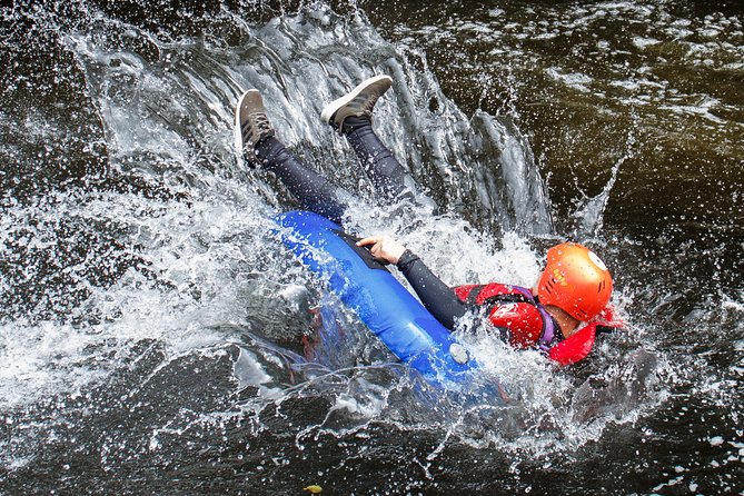 Whitewater River Tubing in Llangollen - Starting in Llangollen and heading for Horseshoe Falls