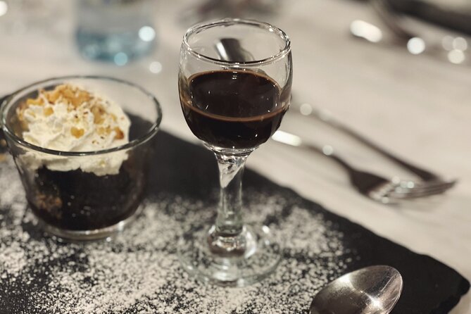 Wine & Food Tasting Cruise on the Danube - Seven Hungarian wines with Budapest as the backdrop