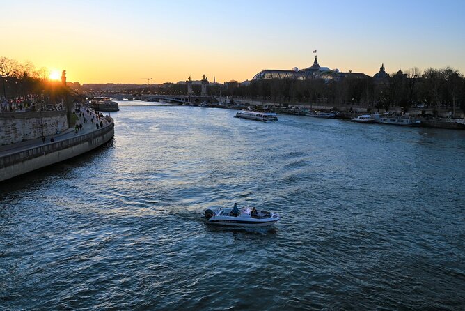 Your Private boat Captain Guide Explore Historical Paris - Passing beneath the Alexandre III Bridge